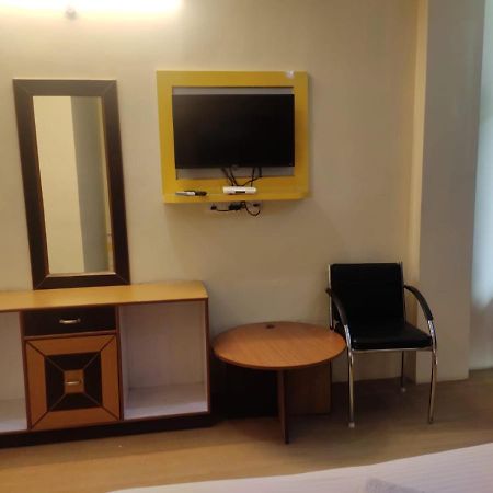 Hotel Amandeep Dharamszala Kültér fotó