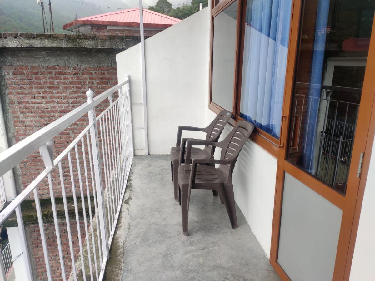 Hotel Amandeep Dharamszala Kültér fotó